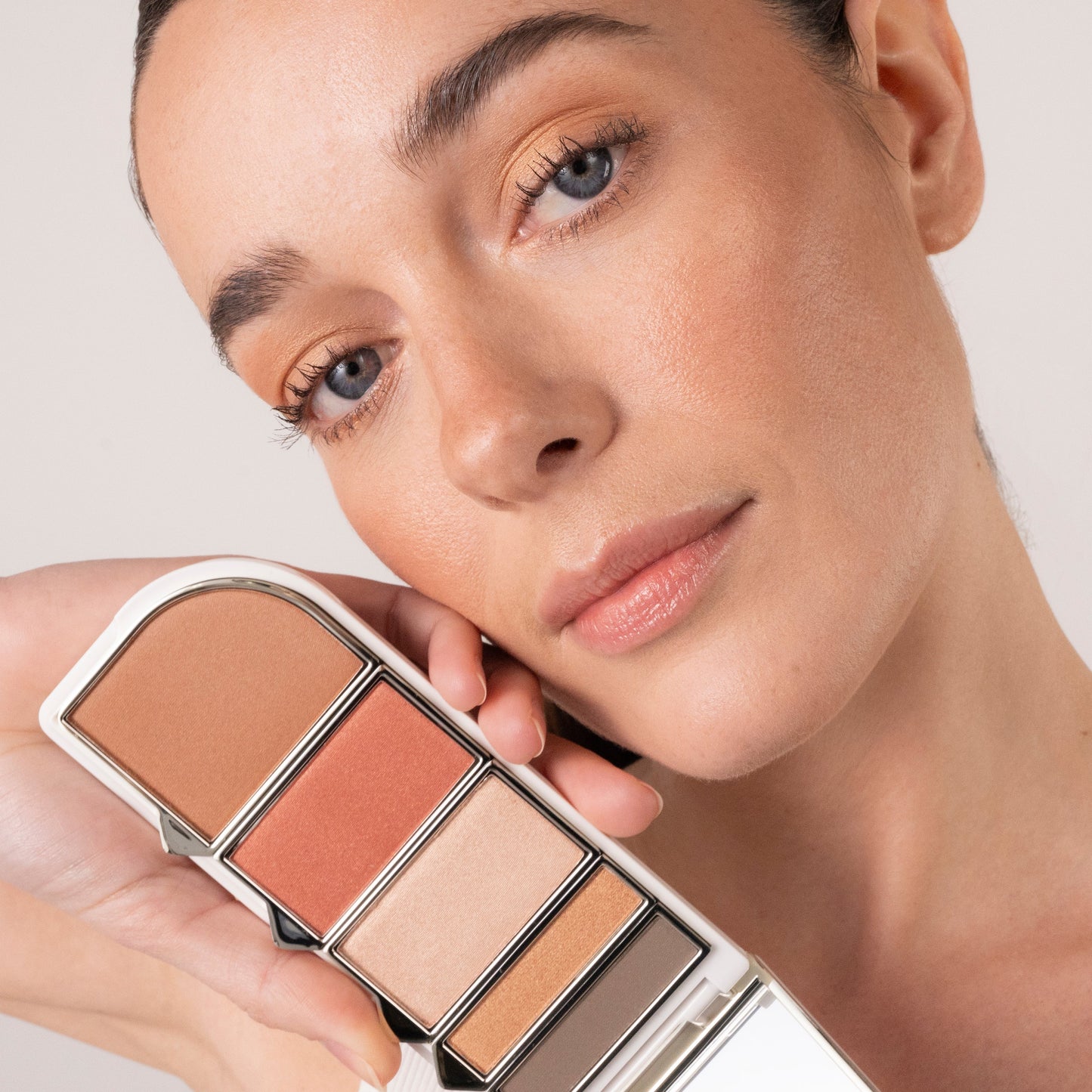 Lift & Sculpt Palette The Holiday Edit